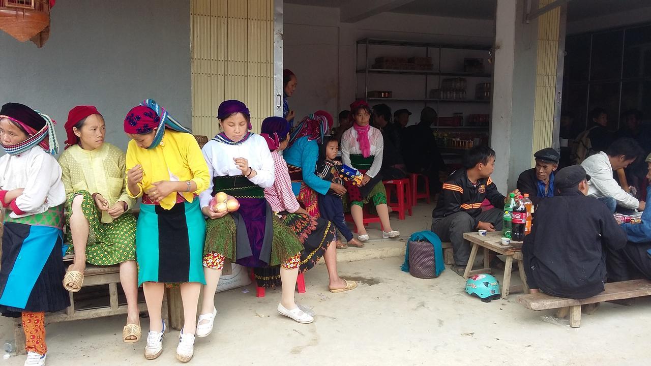 Binh Minh Hostel Dong Van  Buitenkant foto